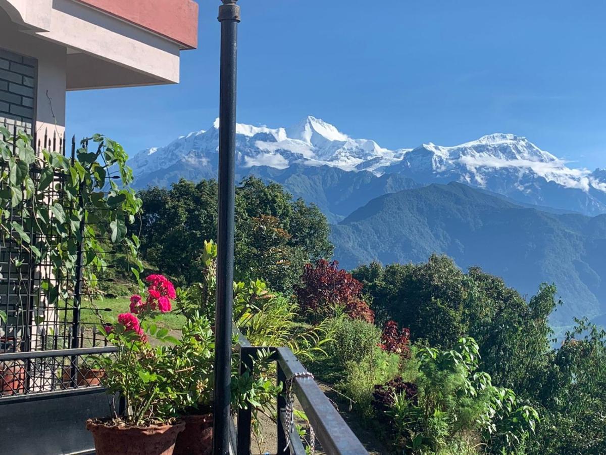 Hotel Pristine Himalaya ポカラ エクステリア 写真