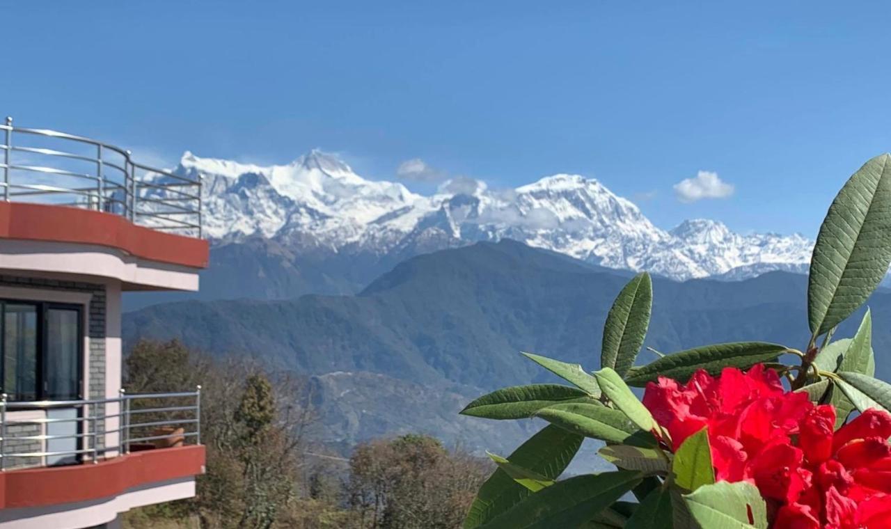 Hotel Pristine Himalaya ポカラ エクステリア 写真